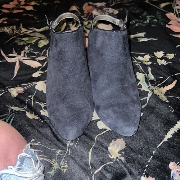 Alfani navy heels - Picture 3 of 4